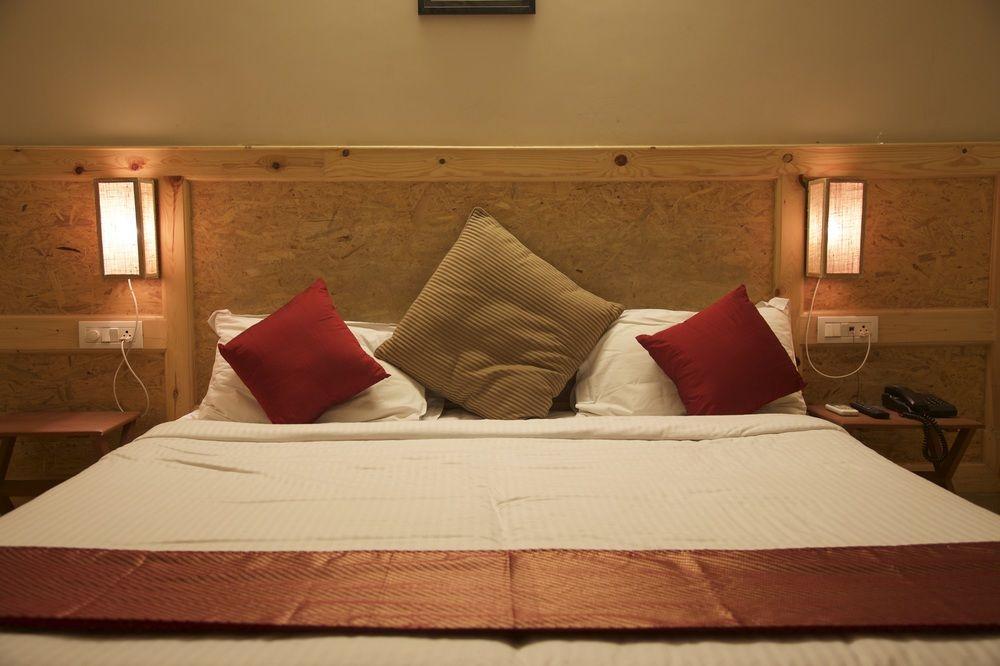 Fabhotel The Adore Palace Bombay Extérieur photo